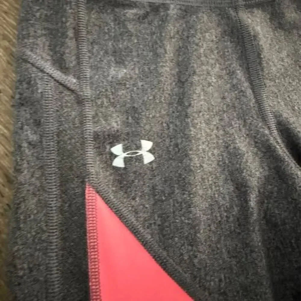 Girls Under Armour Pink/Gray Leggings Athletic Pants Size XS 6/7 💞